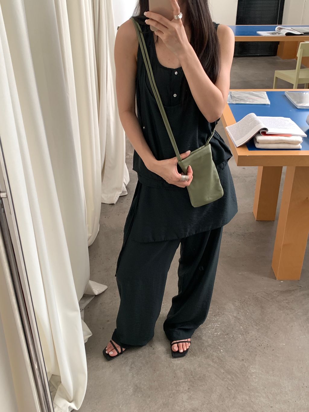 f5d39a6141457a97c5fa40d44d9244d1