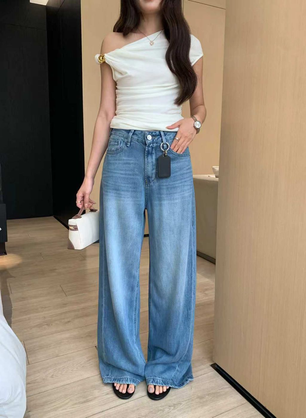 345afe7b77bde0f8433e8ae009ab53e0