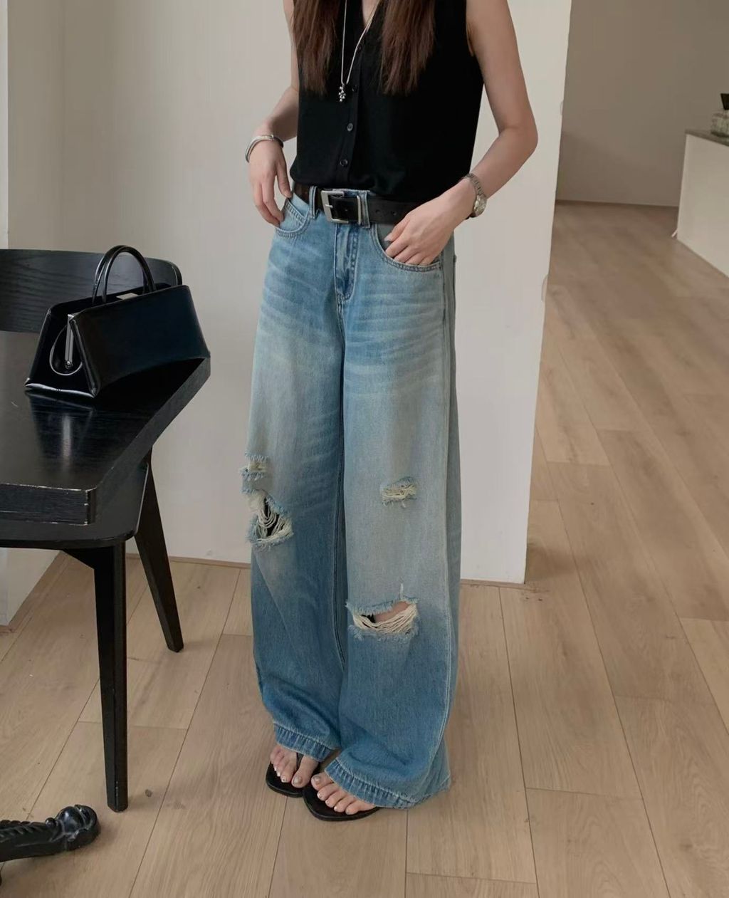 b7a2a9fdf38b9ff361090772a40ff982