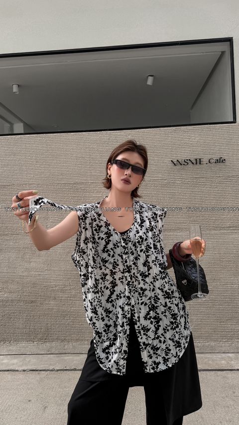 8b8c5b6a96cce2aba3698a91bd61587b