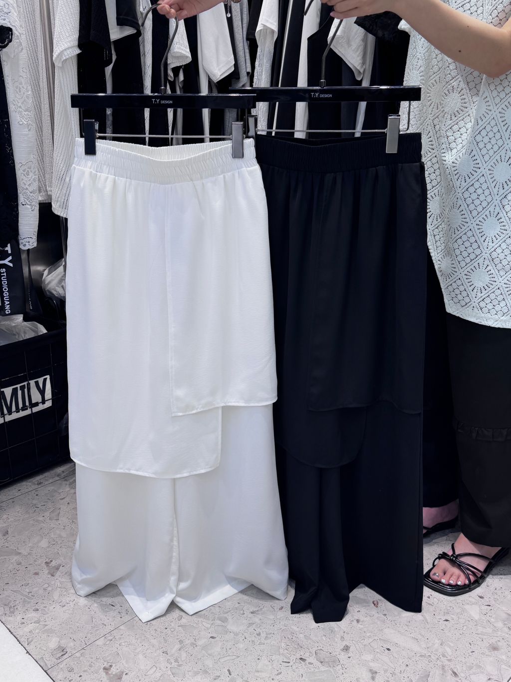 f6af9835bc79841b95664f619d57f49e