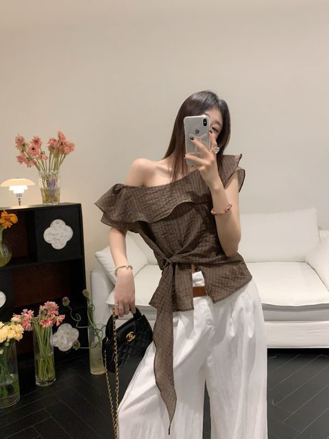 99c44d5f5d3d13acff0c40567385c132