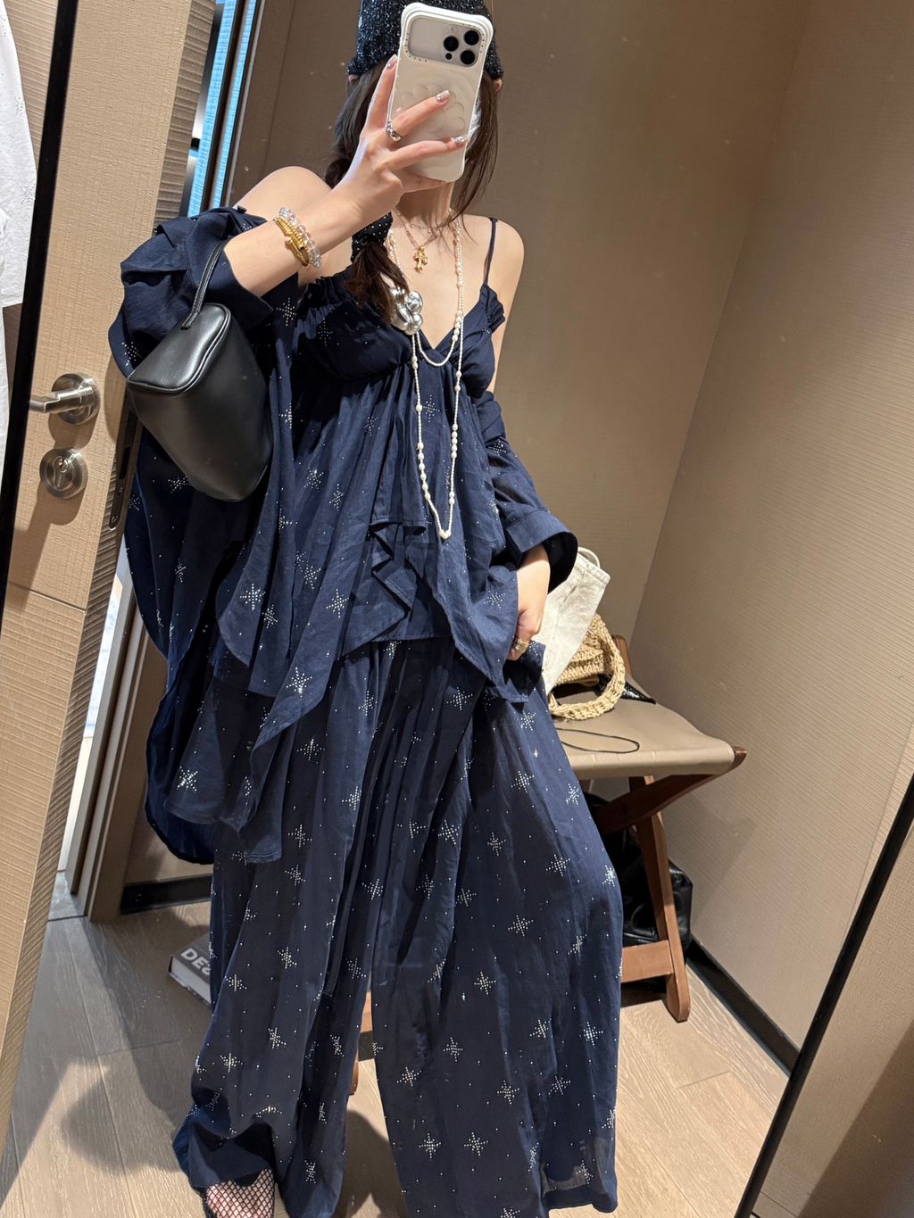 b083c09a55d30488b7a9363e85a53eaa