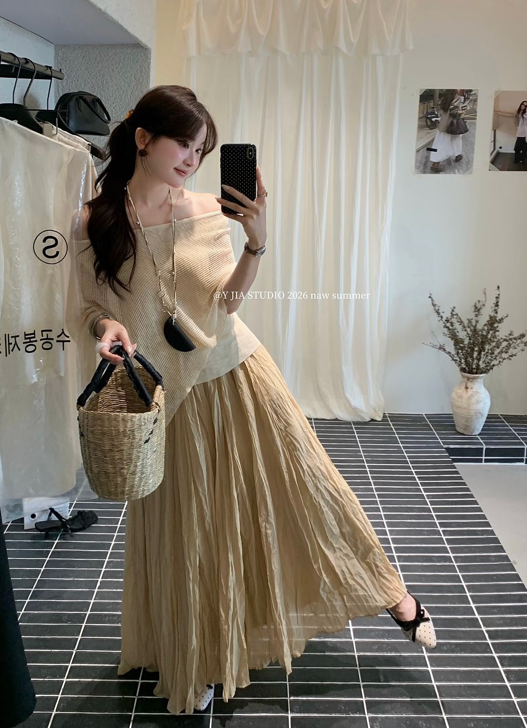 7a76a88c8f5ae24d4176b7a35d6ea618