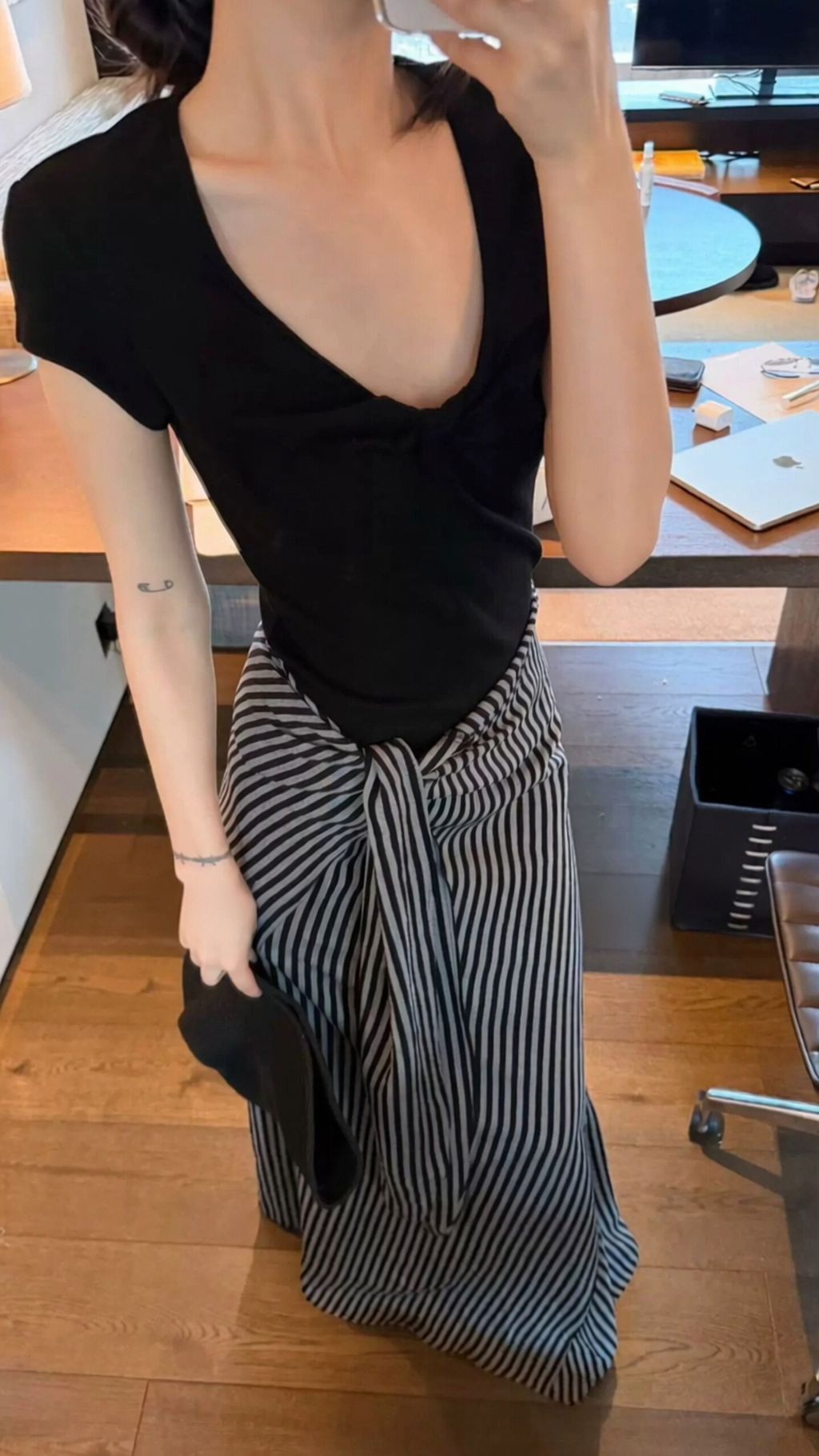 0e6f58242307257ef4585d2807779b7f