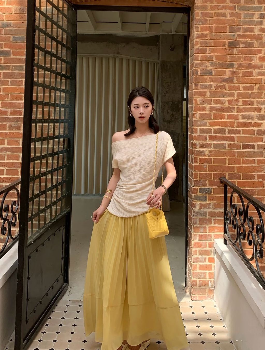 51787b8e42da6c043432e7b88e515158