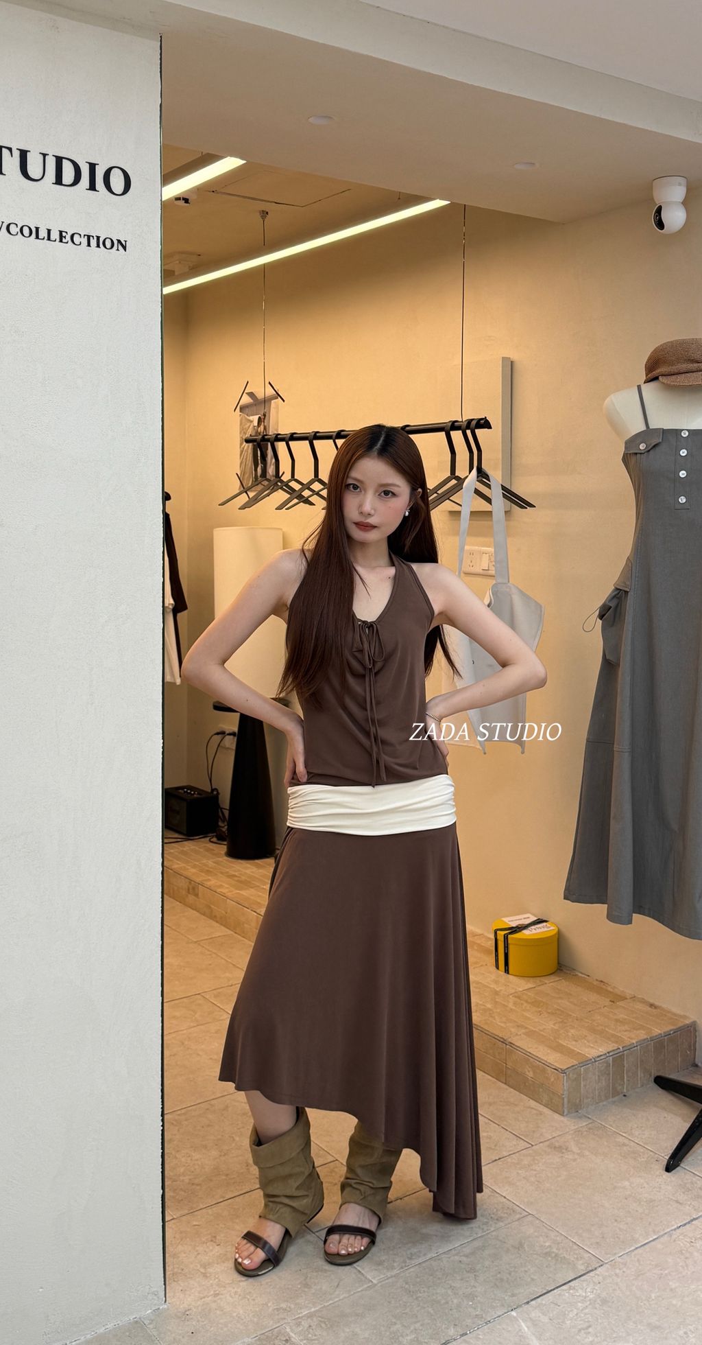 1aa130e7a2fa85d9afd64cc4e33b8655