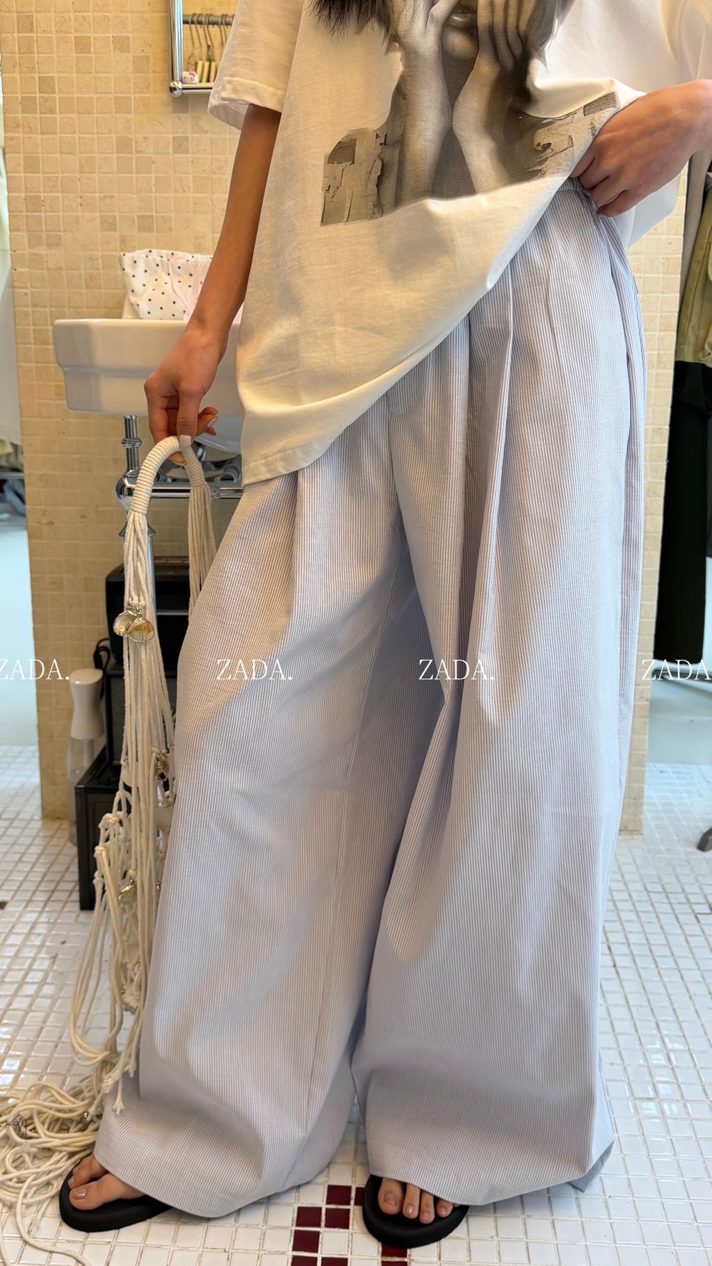 48f071e02e12d76c95ed6de8f3065143