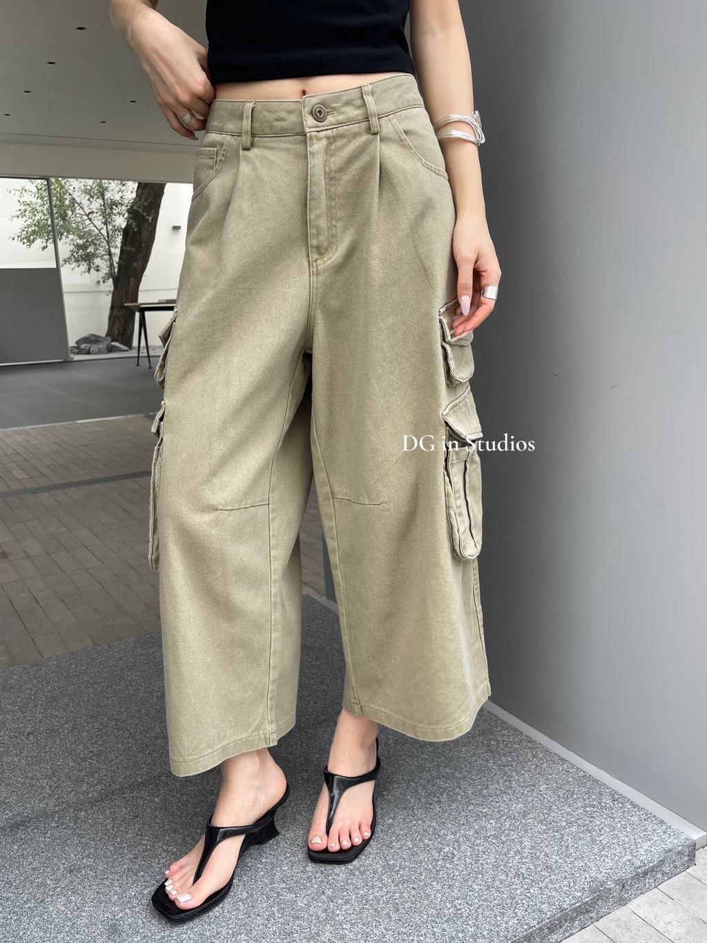 32e67e06b2d557bfe3a4e1ea4f862edf