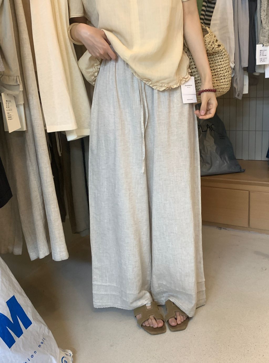 f8239350ba1067bf2ef829c20da8a933