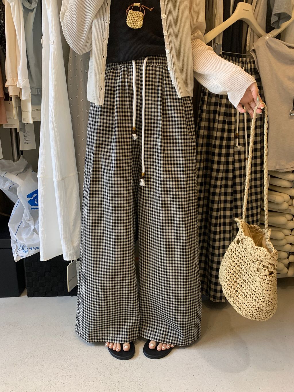 1f4724b2559546feb34cc53096495180