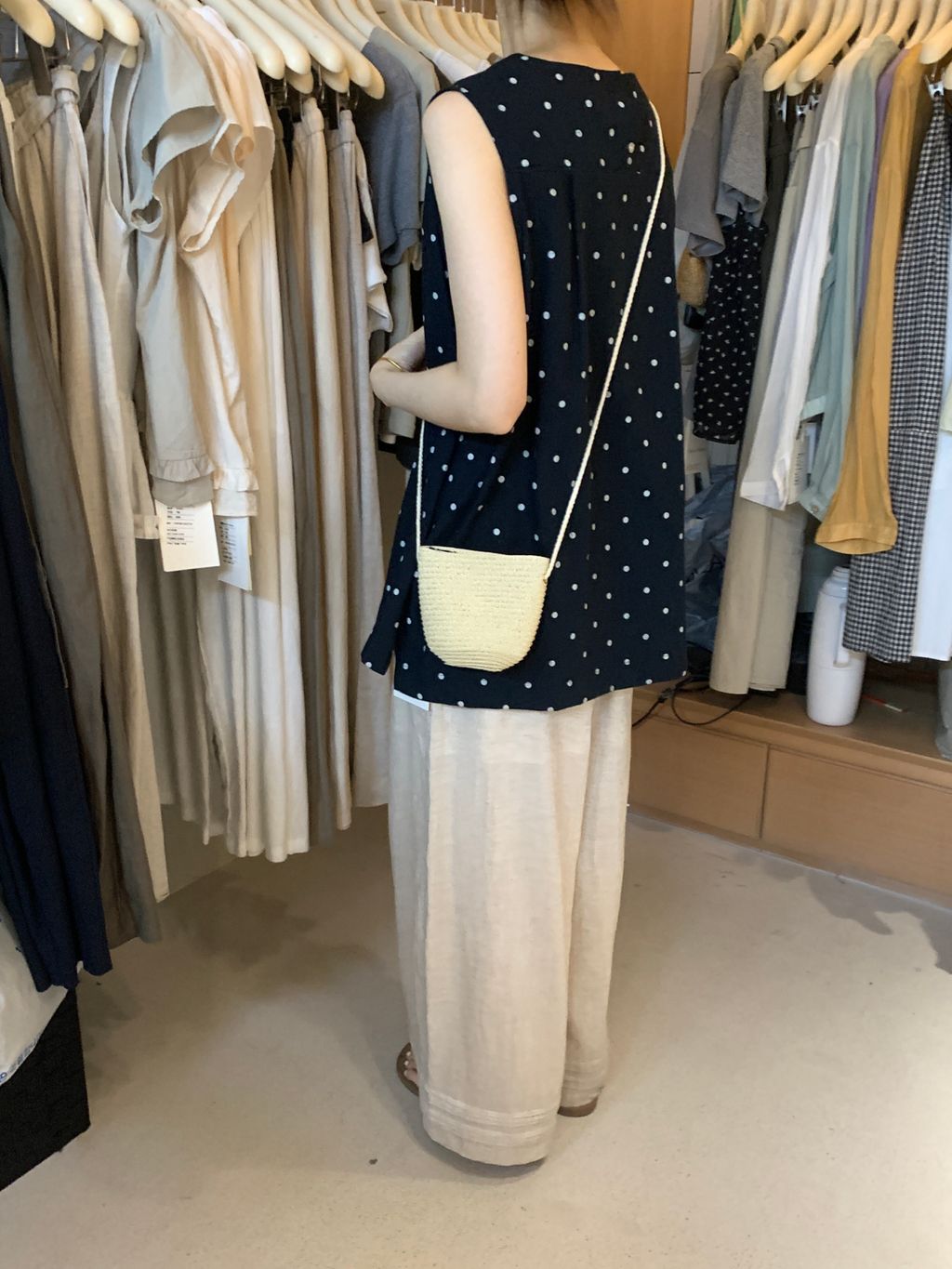 49ab76beaf4ccc43f9a7b2e3b2522399