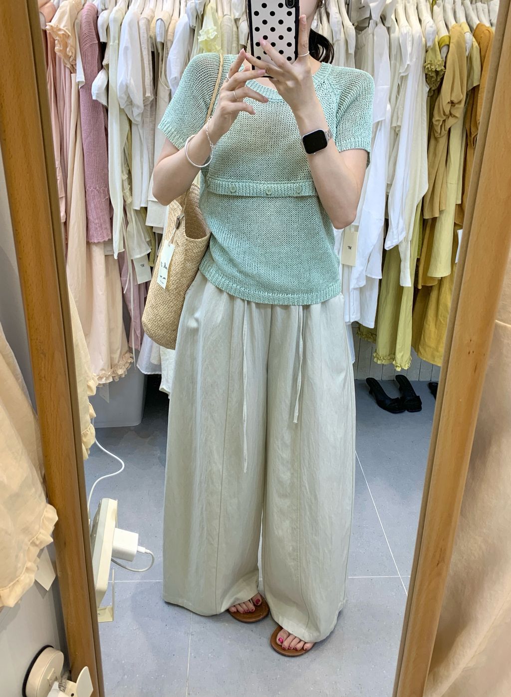 70b812f4567e255dbc50e879a9ac5b4a