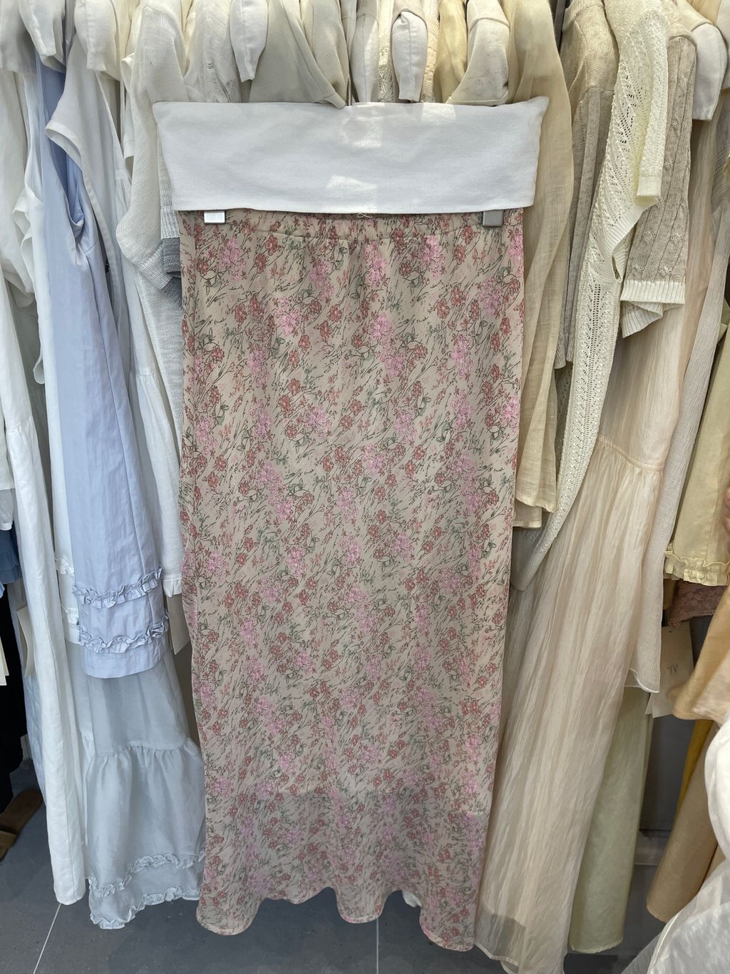 e98c23c166a75d3150cb4d6051a41f56