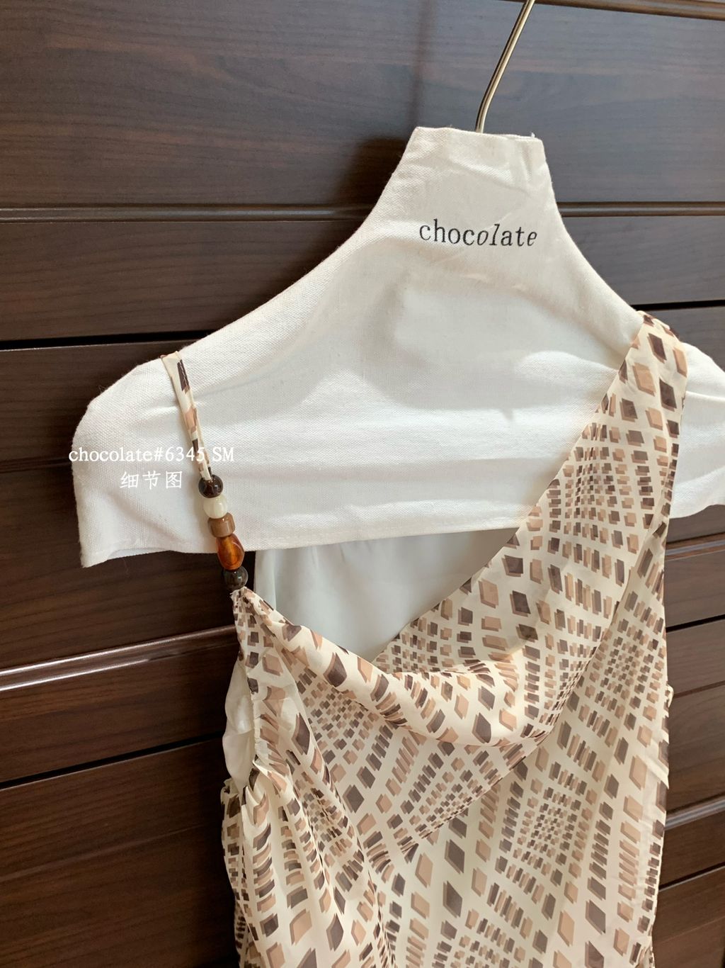 60e3813c6eee41f7acde477f9e16f203