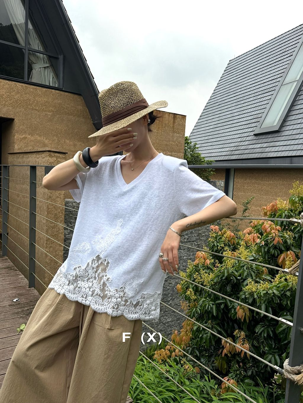 ef0d46e9a12bfe9156681353919e5737