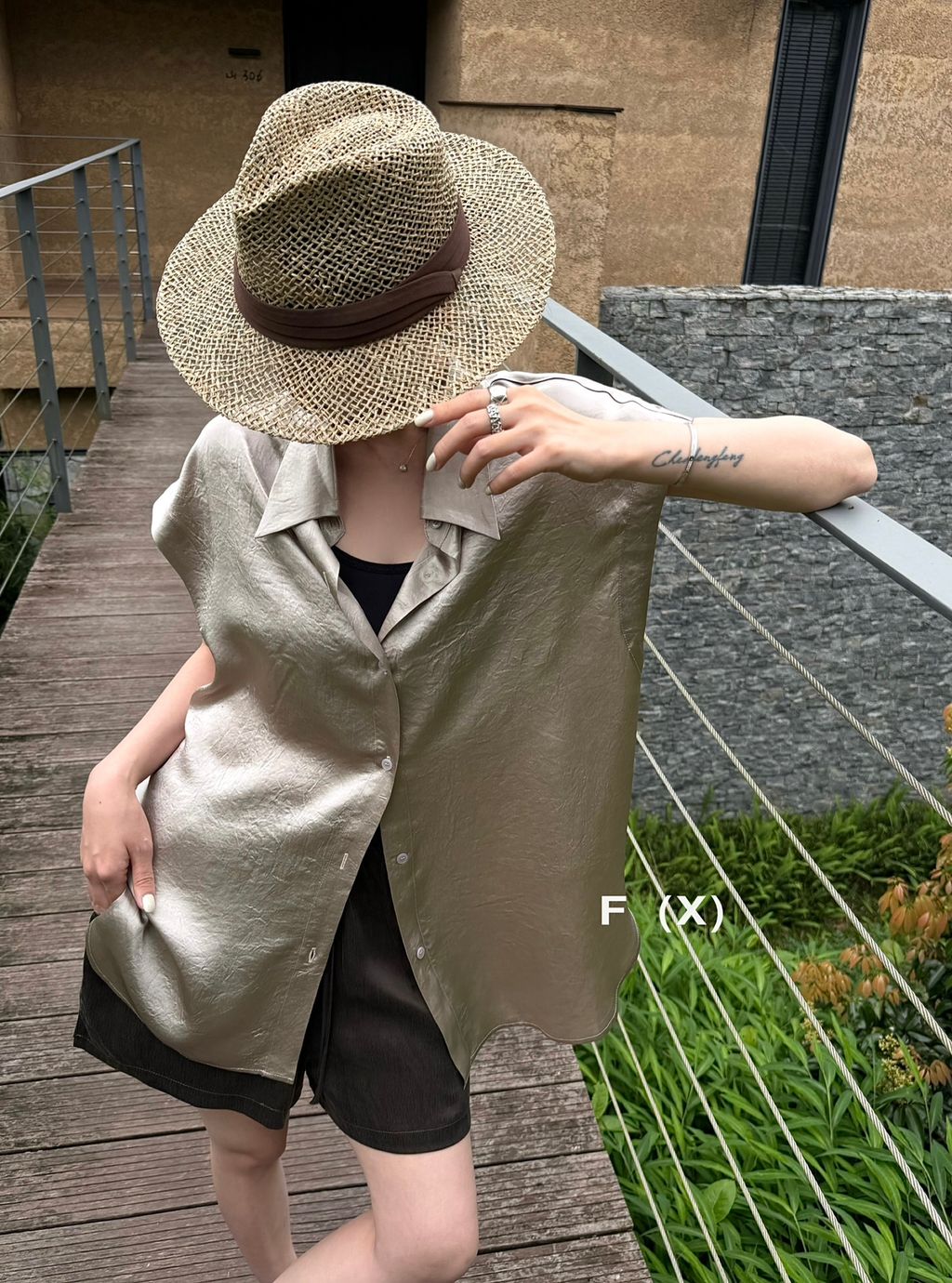 d4c6eb215bacd8dffeebaeaab06668f6