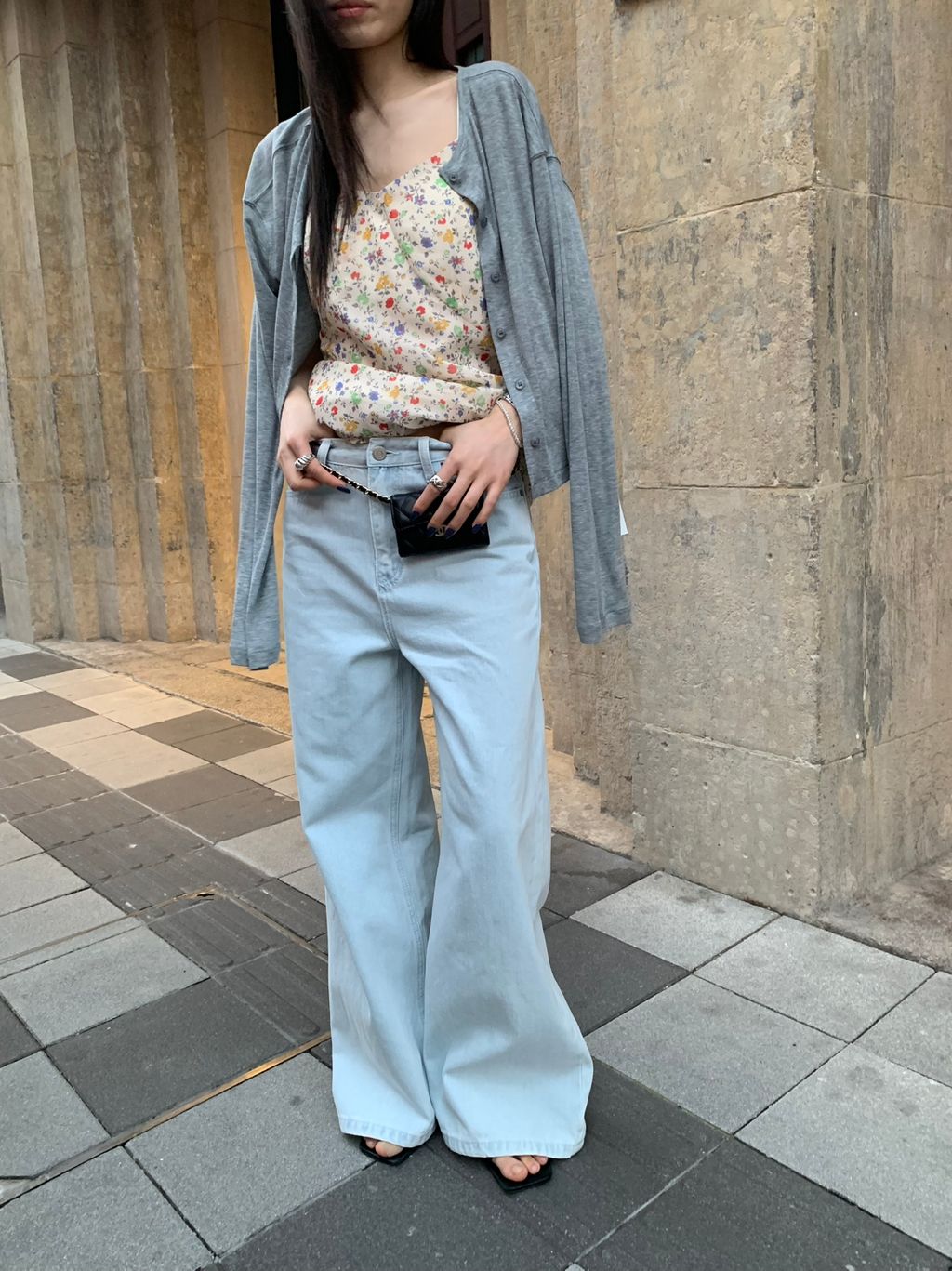 00c195dfe250c71c5d24a2daf2522969