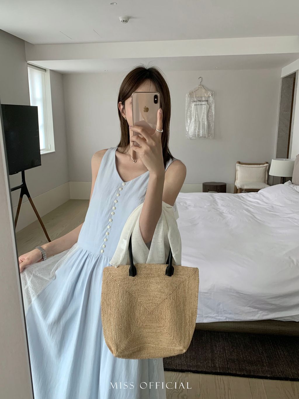 ea3dc829eb96443883a7eff47c698938