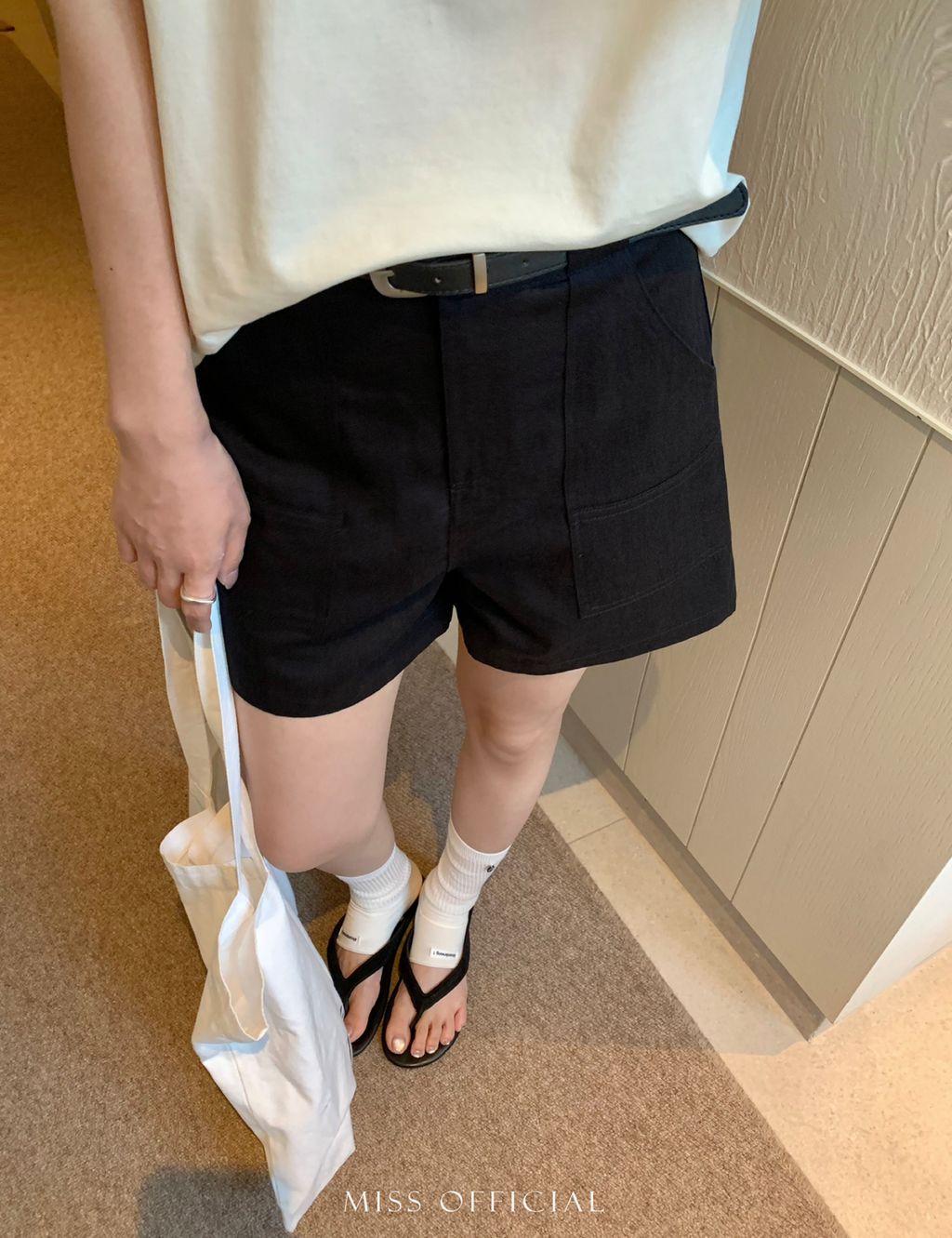 1057b2dbf0b6a3e8595a1e2e0e37a81f