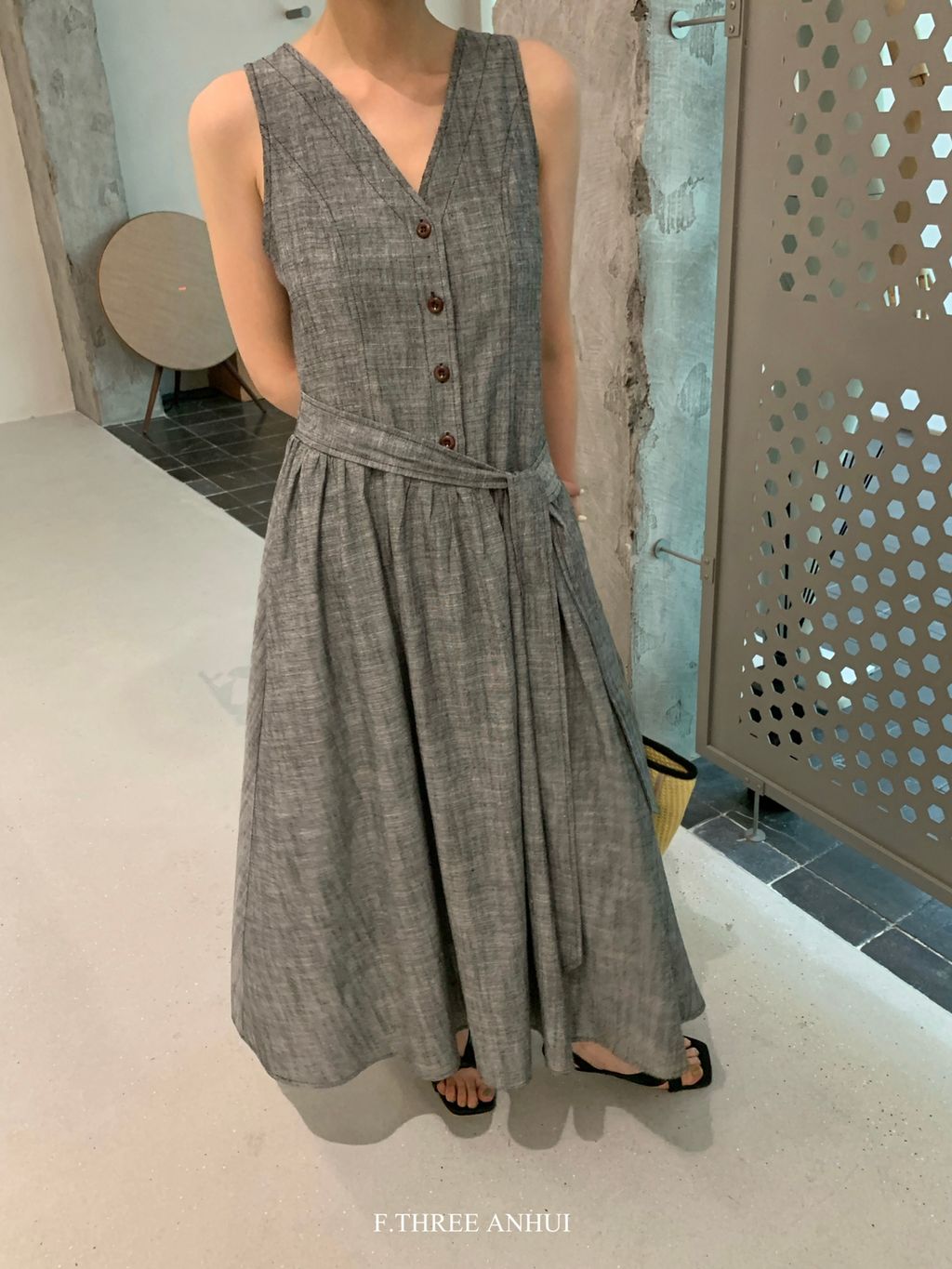 fe666945a04ba43803fa195b683f59c8