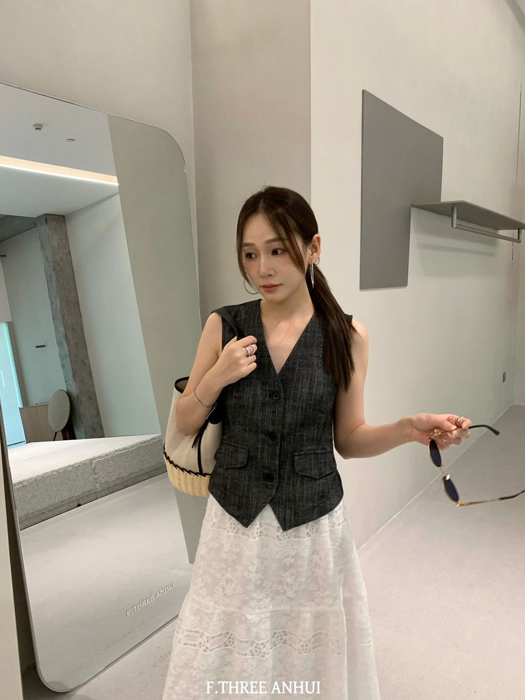 5e809a44e9a06fed0413c3e109b52275