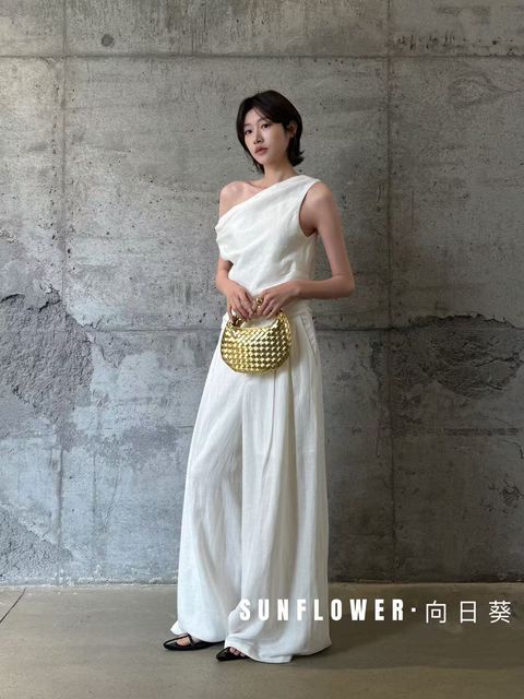 53ae6f9b8f6159c06e521c385b7a3695