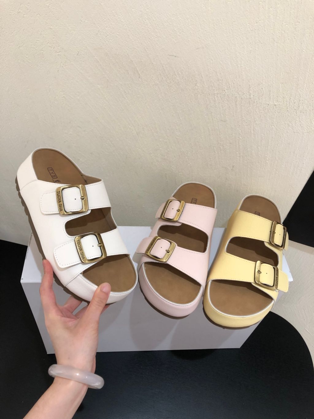 710e29aac925e4ad79b5ad9d0621bc75