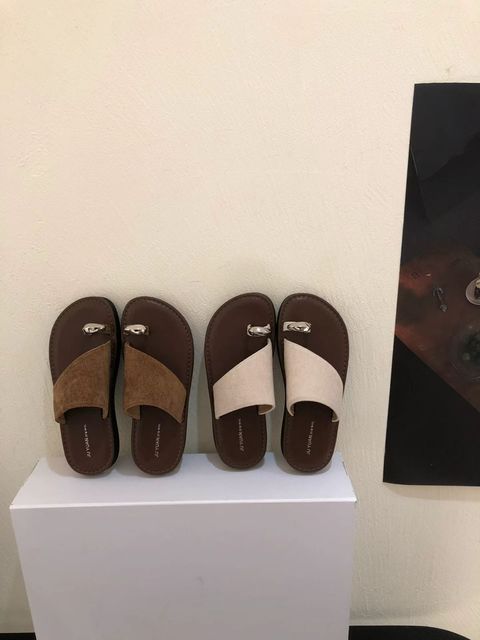 2574fdc0a6b8a3302fc5f6d04bb0d95f