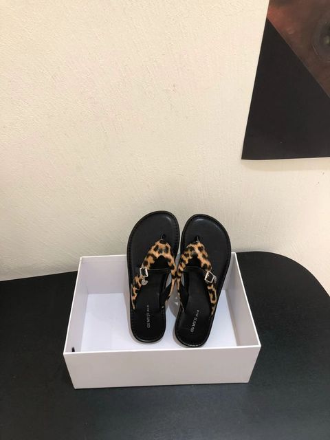 8e7bd71b28769451b93a56a8dad13edd