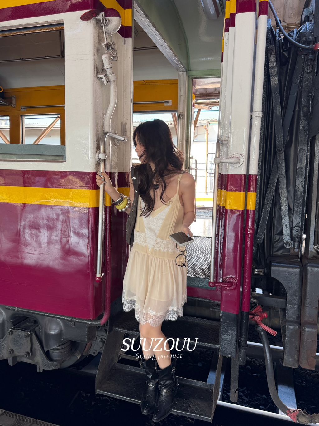 0b690d66846fd25eb3d2e34e99381187