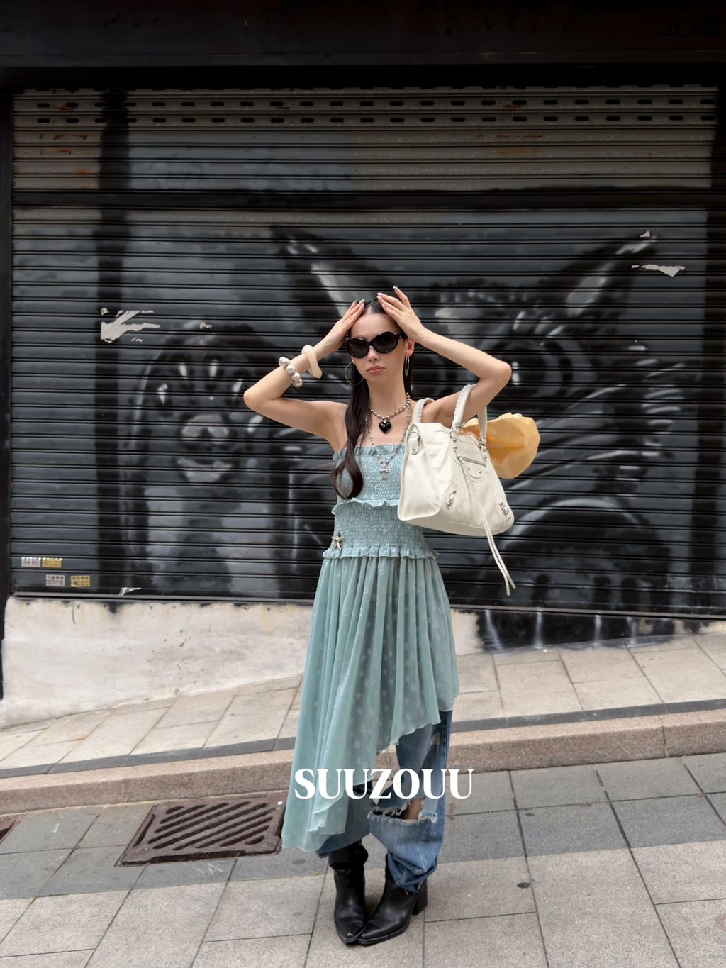 5e09bdcbd8613ff0f958b6ef26d2af98