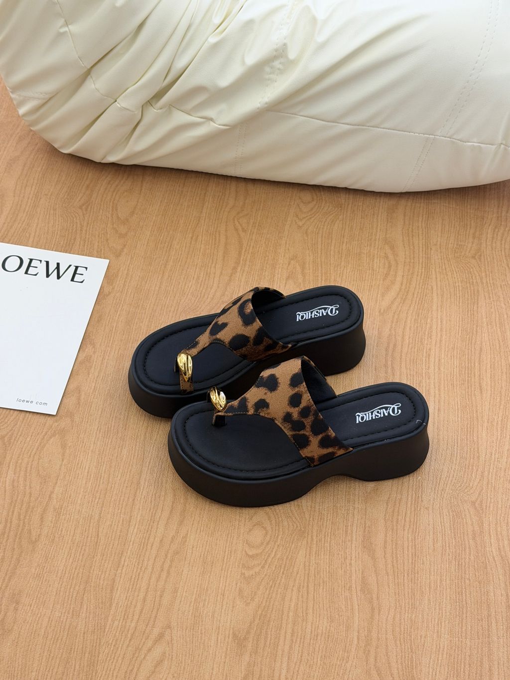 e62fecadf731039206a8d52ad7aeae94