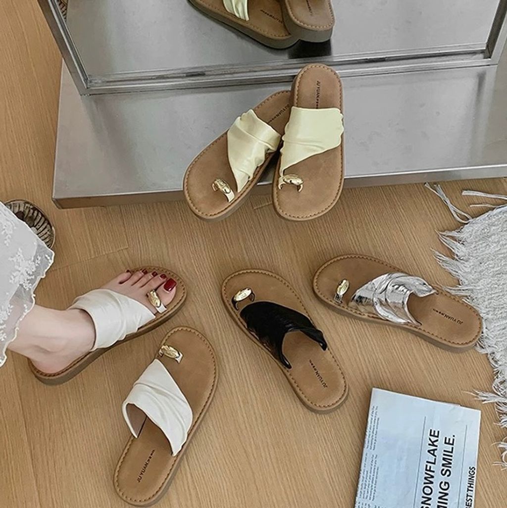 24055d318ef28f2e4a8b26271a61a1f9