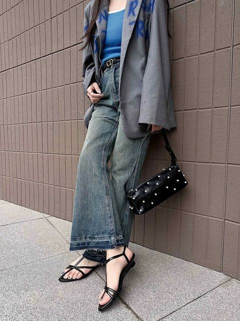 d4b2f2bcf351928ade1c8aaa0db8461b