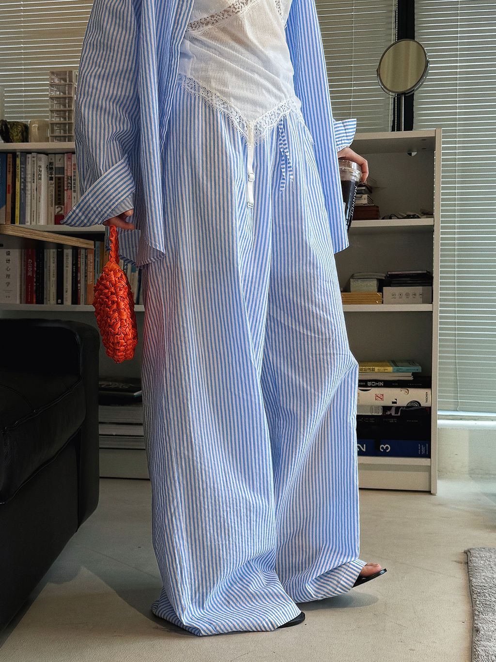 d545ffbbe084ca841f4dd7f9965df9b2