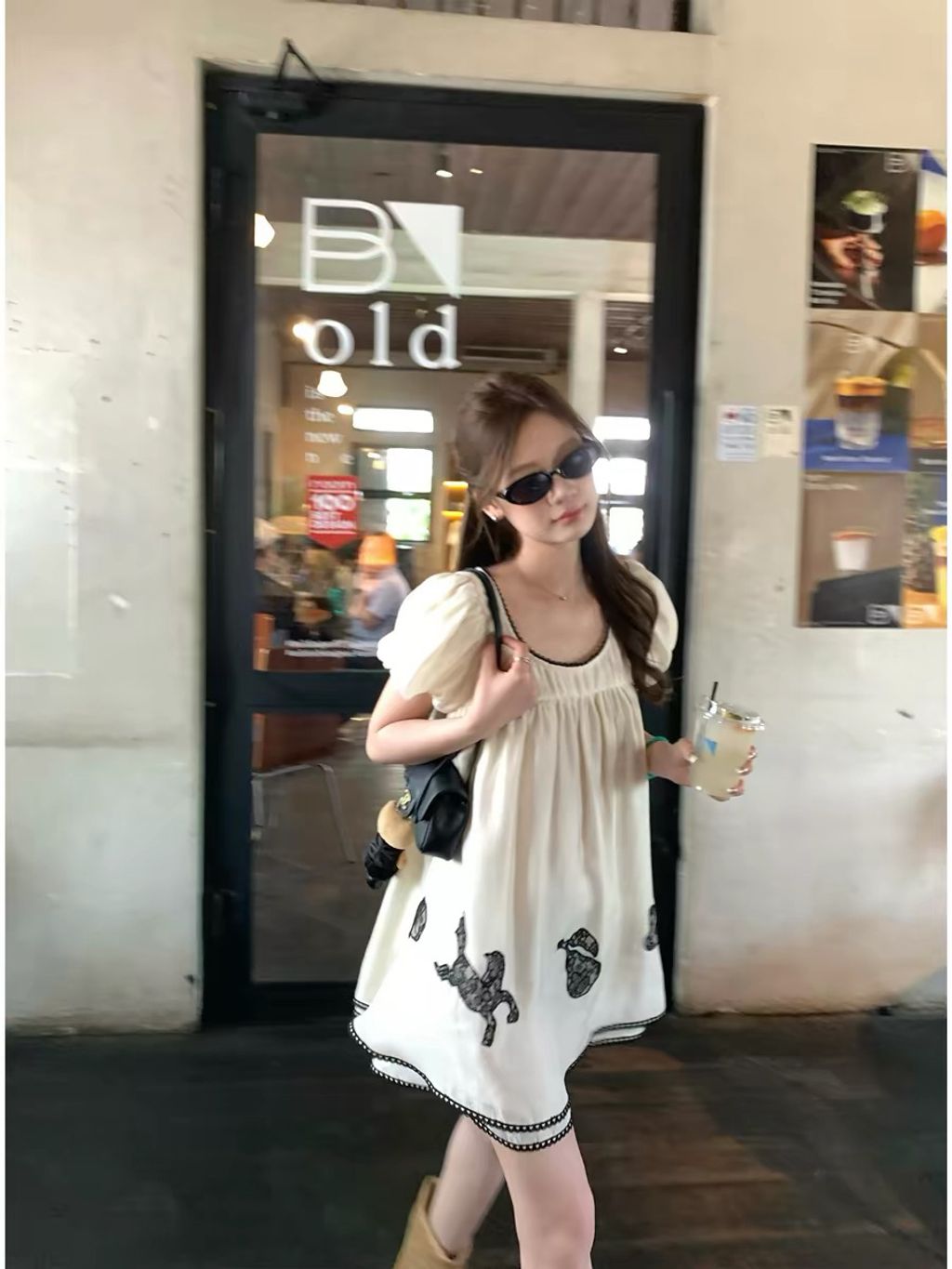 4a3558985d65bd4e82e9aff14e9ce717