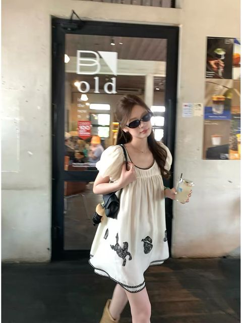 4a3558985d65bd4e82e9aff14e9ce717