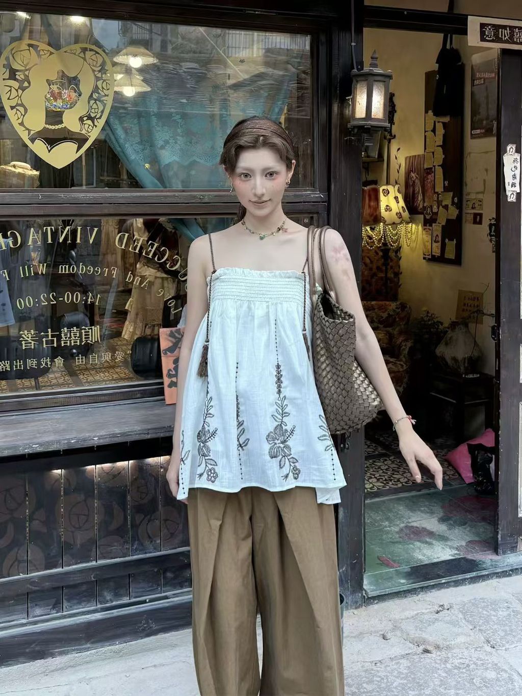 7b625b6cc6bb57e5e0d9b1572d4f9e5e