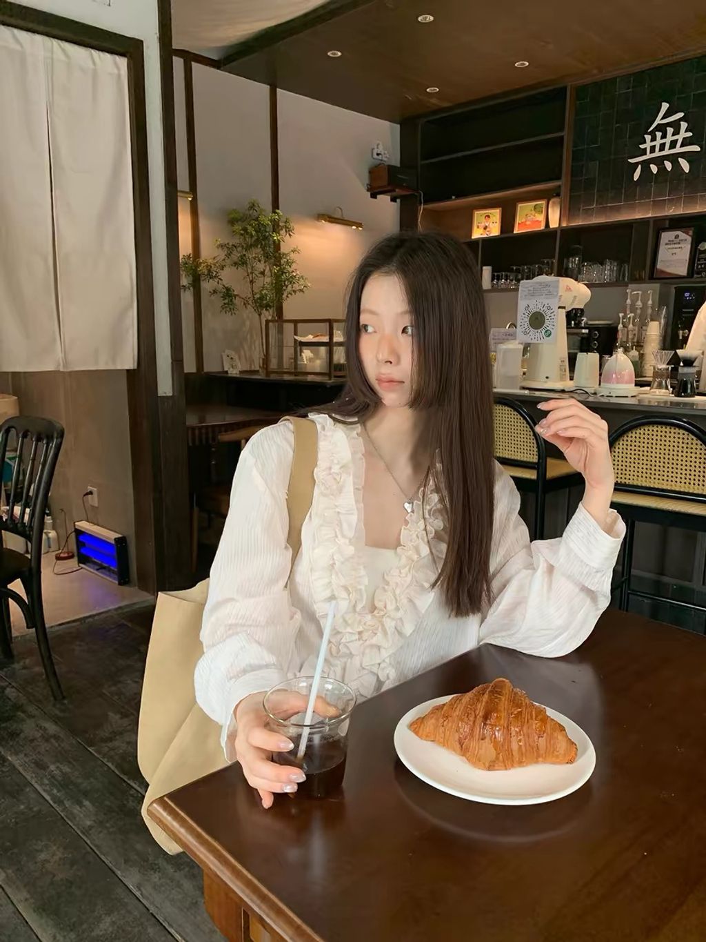 2e0dbf2eb14d425927a2a6c330408df2