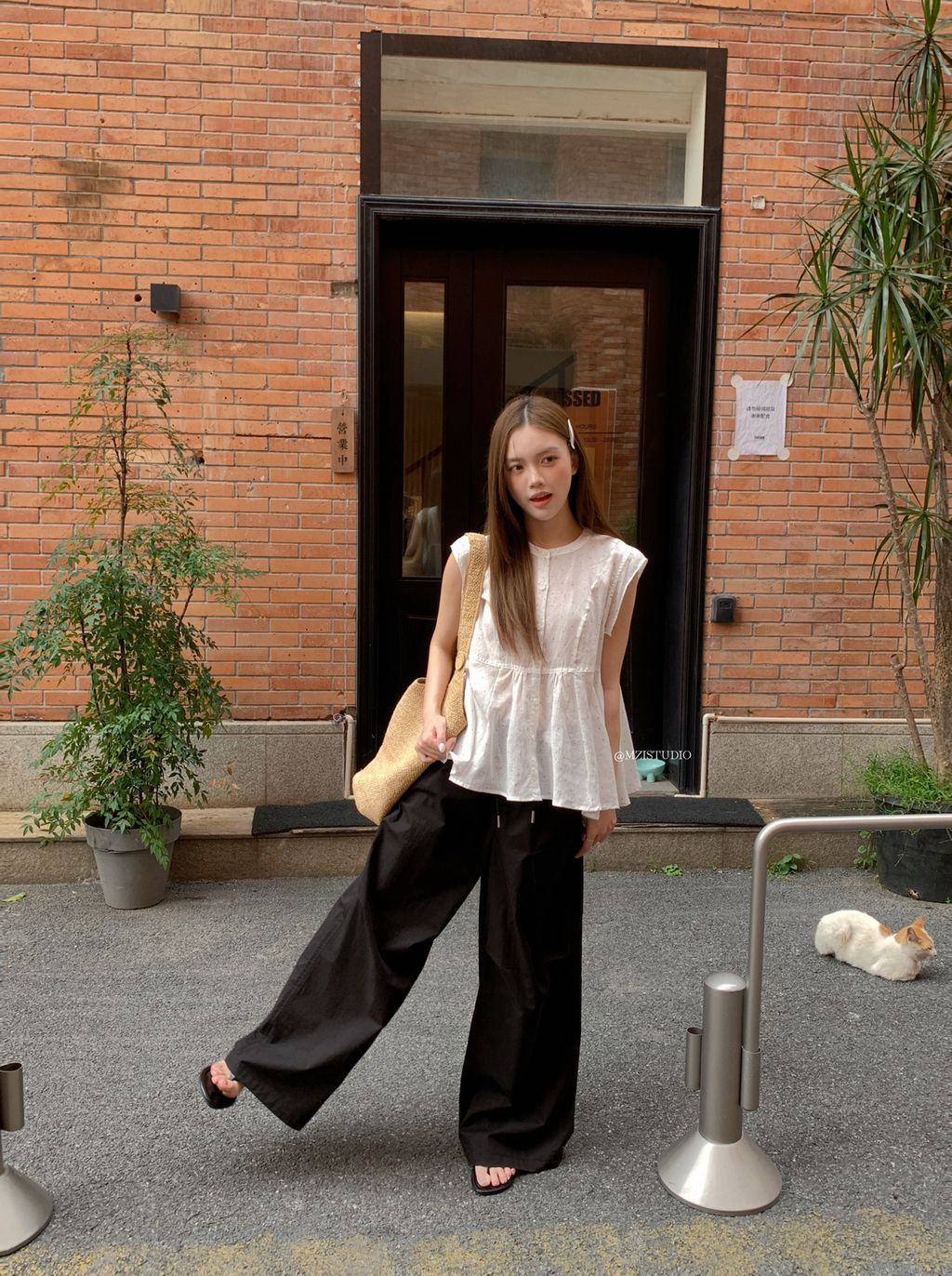 50be57f8b4fb432cb0b69a0cdc68cf18