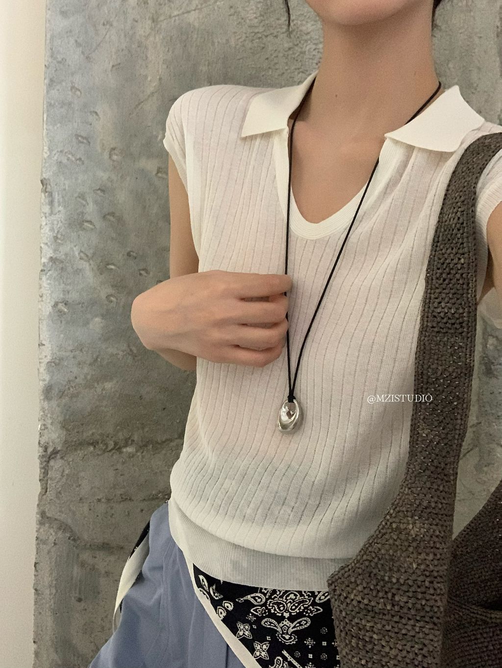 0e0251a8725c57f577bafd5c0dfb408f