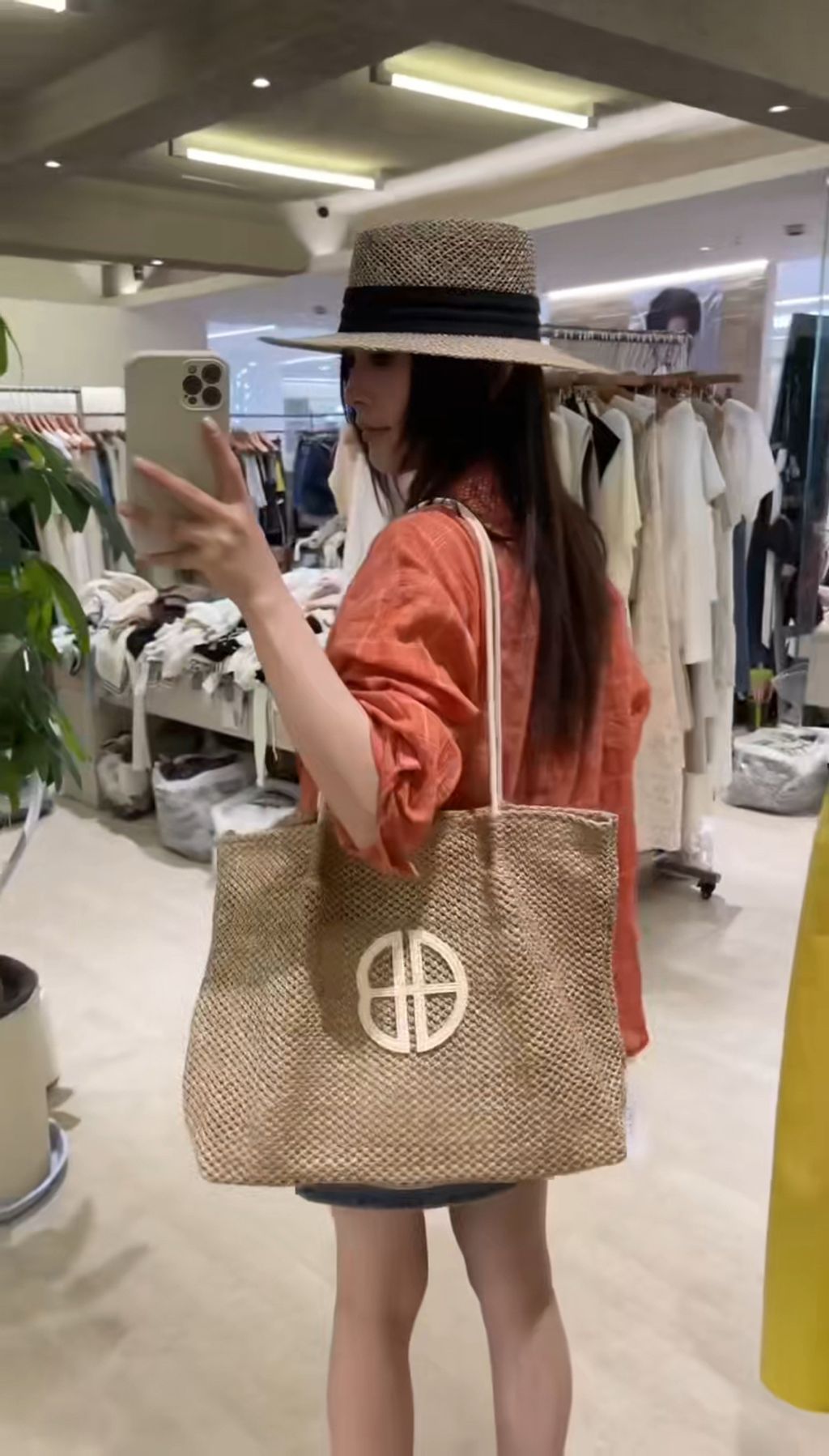 14b8dcdd4908fbdd3b44234751a7dd99