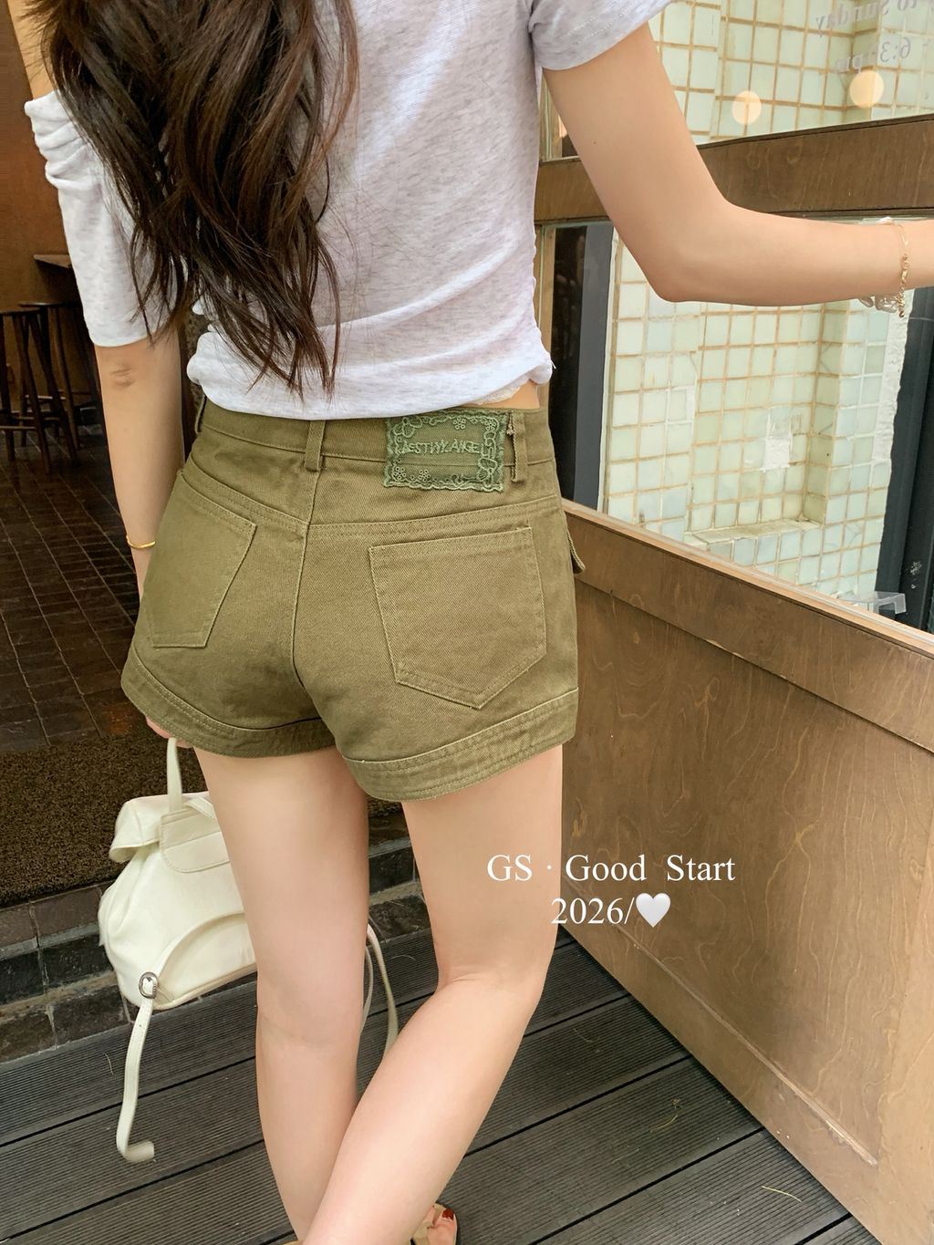 c557e064a4182d04f92b4c17eb7e09de