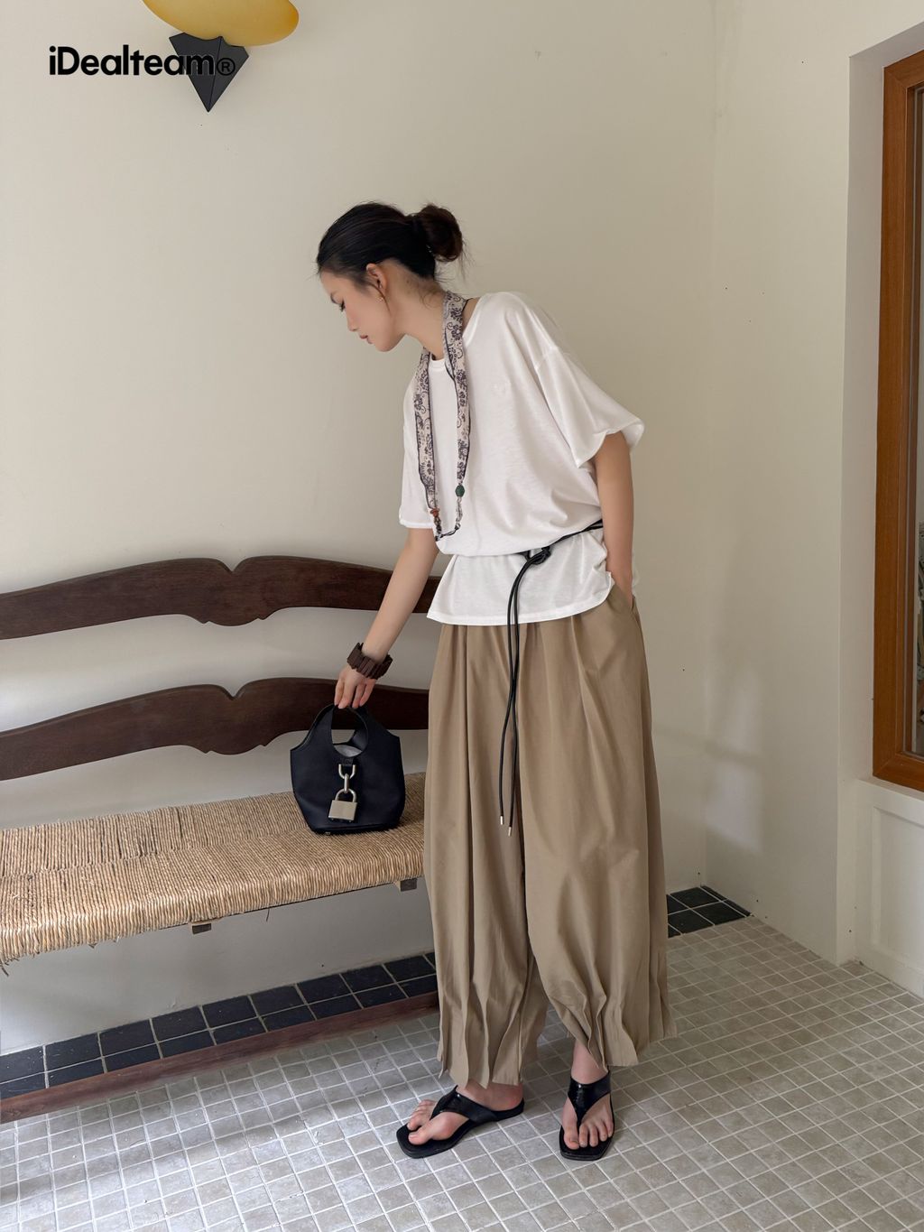 f8a6bca7050593933ae42a933e59f12d