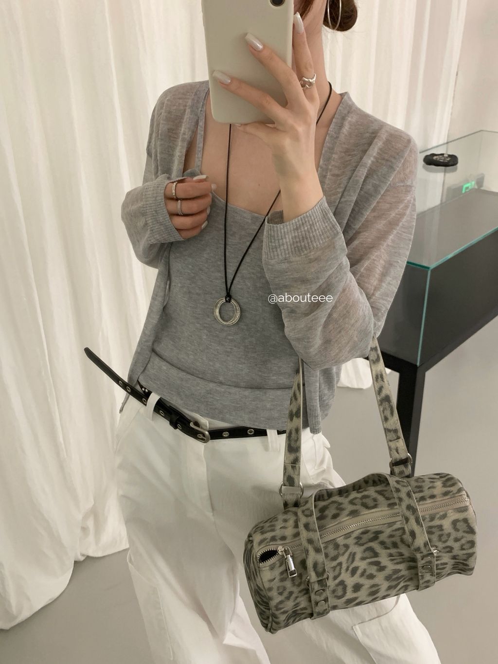 242d7eafad1d345a82f2b5db573e0082