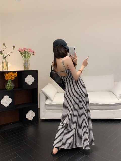 a22c4db3912d5dd74ae1f1070bb1368b