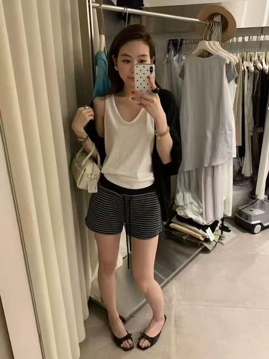 4b367eda74ddd1dbd2fd79b5efd76911