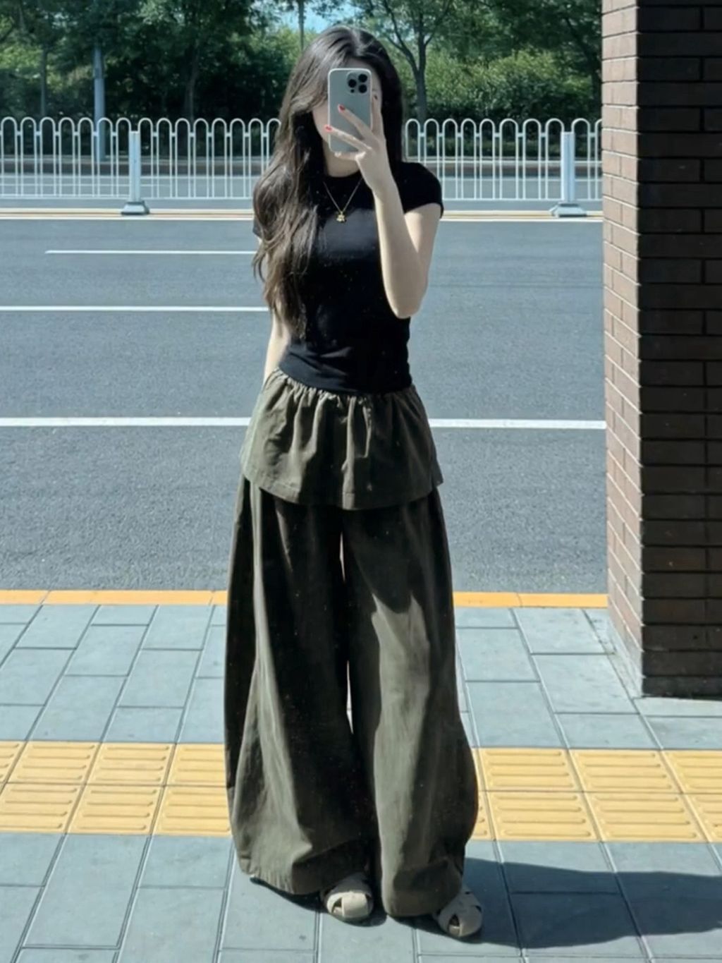 73f437e226682ddba726df0954148457