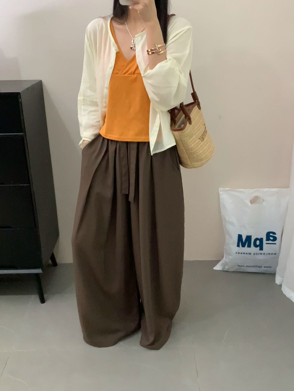 730bb3ad2947cf0e9cbd557f77e6a34b